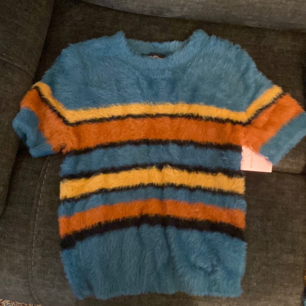 Two piece fuzzy set